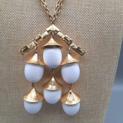 Vintage Trifari Necklace Waterfall Pendant White ONE MISSING BEAD