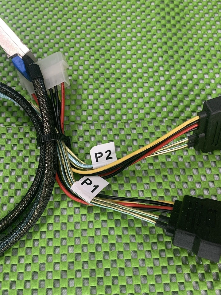 SA-8882-BP-1M Mini SAS SFF-8088 to X2 SAS SFF-8482 Male 2 Power Drive Cable — 第 4/4 张图片