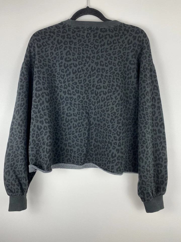 Sudadera corta Gap para mujer talla S gris leopardo negra dobladillo crudo recortada Foto 2 de 4