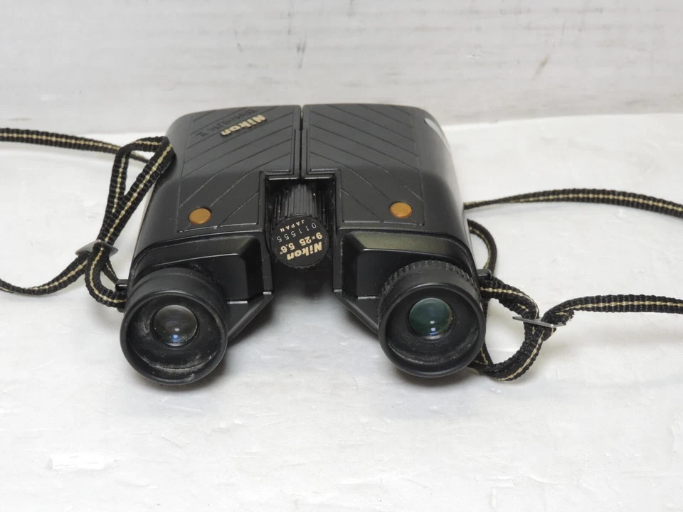 Nikon Travelite II 9 x 25 CF Compact Size Binoculars - Image 3 of 4
