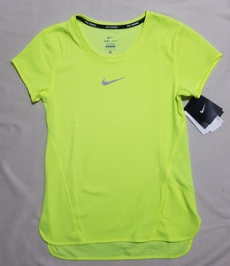 tee shirt nike fluo