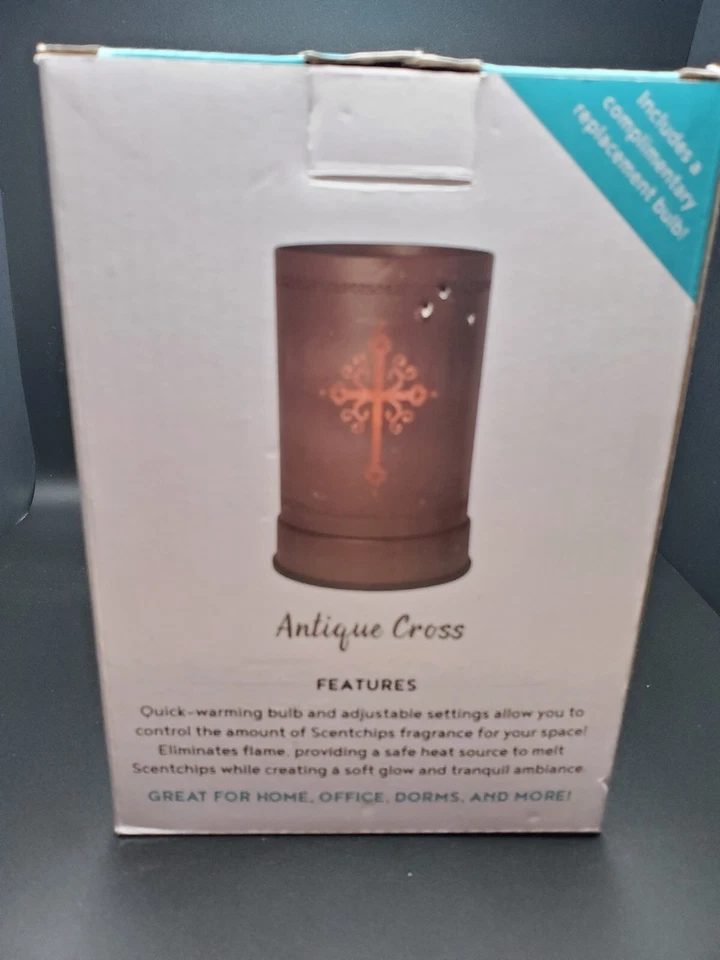Scentchips Luxury Wax Melts Antique Cross Warmer With 2 Scents Floral Masculine - Image 3 of 4