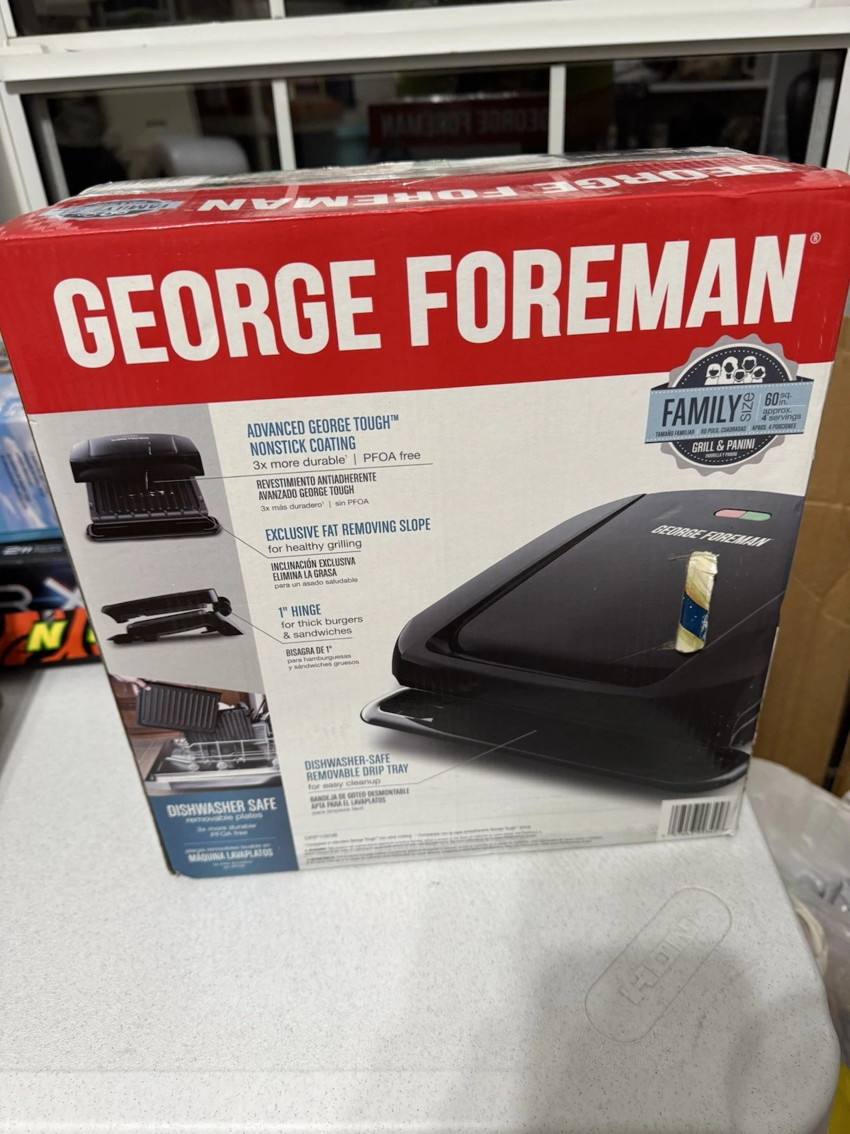 NEW GEORGE FORMAN FAMILY SIZE 60 SQ INCH FOUR SERVING GRILL AND PANINI MAKER