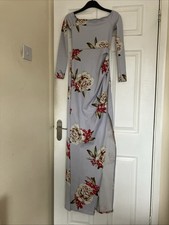 Ladies Size 6 Pretty Little Thing Dress