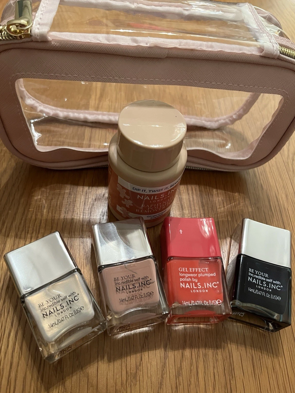 Nails. Inc Set Of 4 Varnish, Varnish Remover Pot And Pink Bag
