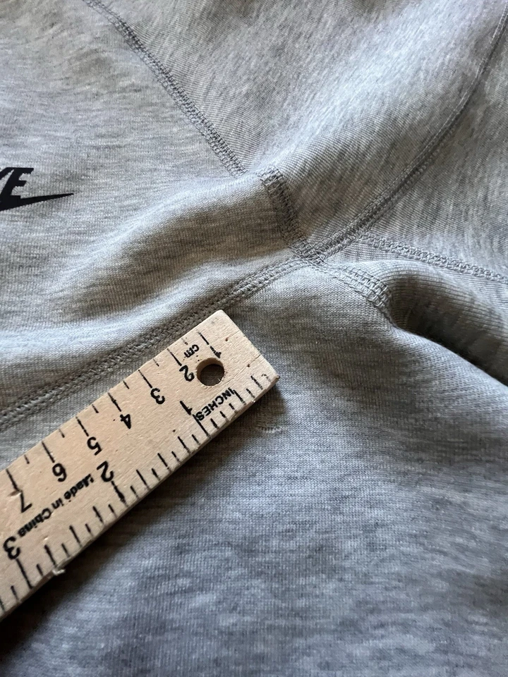 Chaqueta con Capucha Nike Tech Polar Para Hombre Talla Grande Gris Corredor de Vientos Cremallera Completa Foto 2 de 4