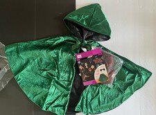 NWT Disney Hocus Pocus Winifred Sanderson Costume Accessory Set Adults Cape