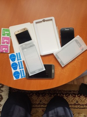 3XSamsung Galaxy S7 - SM-G930F - 32GB - Schwarz (Ohne Simlock)