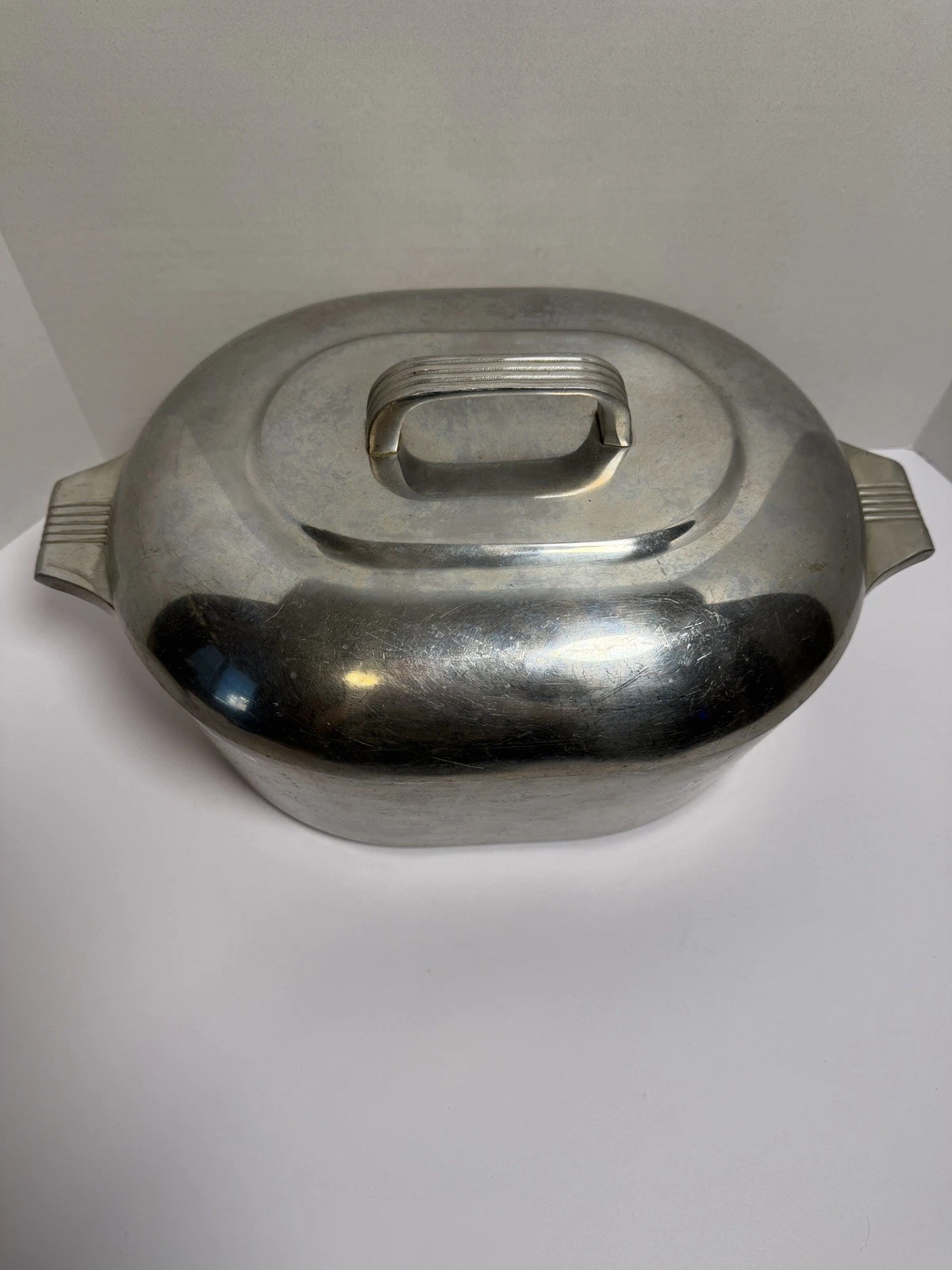 Vintage Wagner Ware Sidney -0- MAGNALITE 8 Qt Roaster #4265-P with Lid & Trivet