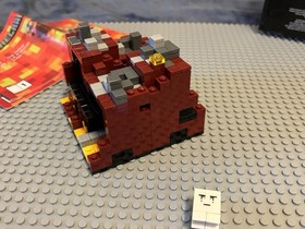 Lego Minecraft Micro World 21106 The Nether Ghast & Zombie Pigman Micromobs