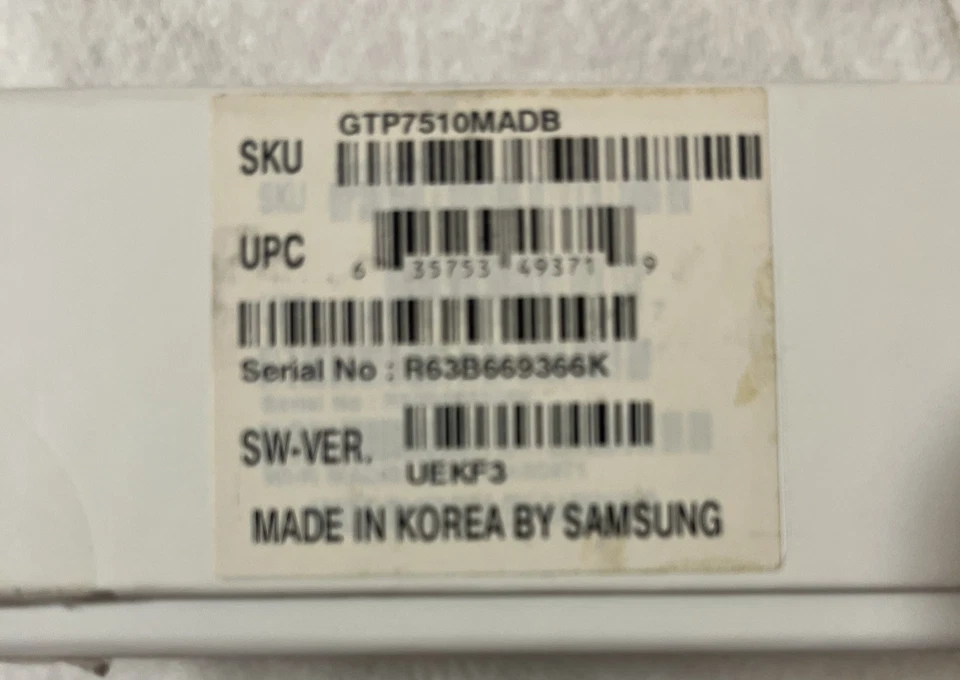 Tablet Samsung Galaxy Tab 10.1 WiFi (GTP7510MADB) 16GB Negra Android Foto 3 de 4