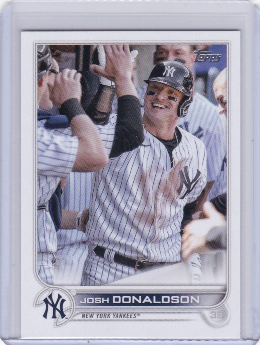 JOSH DONALDSON 2022 TOPPS UPDATE PHOTO VARIATION SP #US74 NEW YORK YANKEES