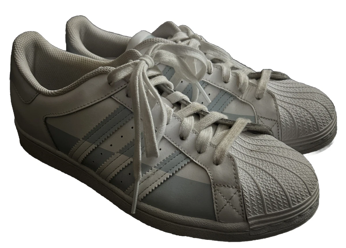 adidas superstar split