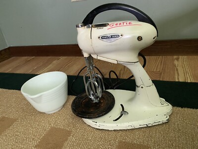 Antique Hamilton Beach Model G Mixer 1950s Original Beaters Bmixing Bowl  WORKING