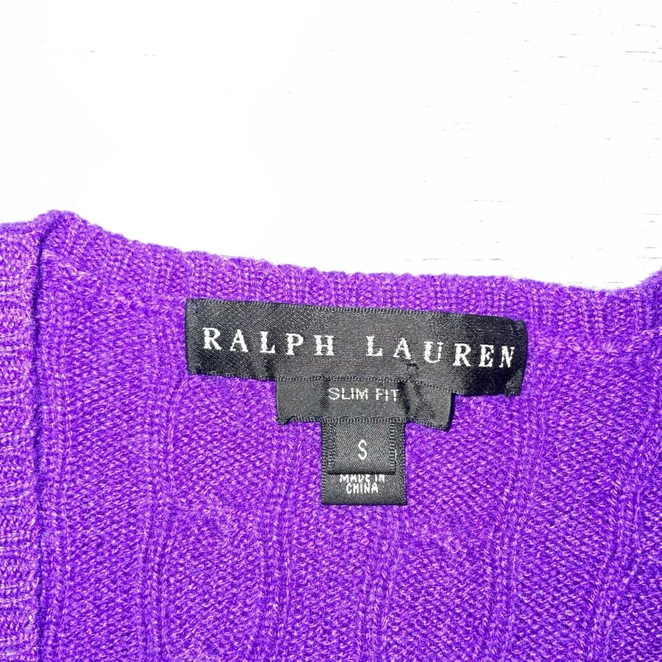 Suéter Ralph Lauren Etiqueta Negra Cachemira Mujer Pequeño Tejido con Cable Cuello en V Pullover Foto 3 de 4