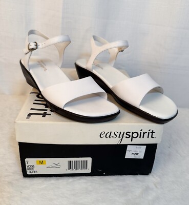 Easy Spirit Womens Vicky's White Leather Heels Shoes 7M Medium
