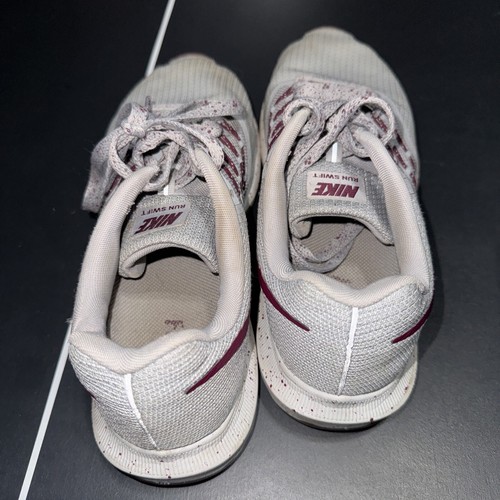 Size 8.5 Women’s Shoes - Nike Run Swift SE Gray Used - Picture 4 of 7