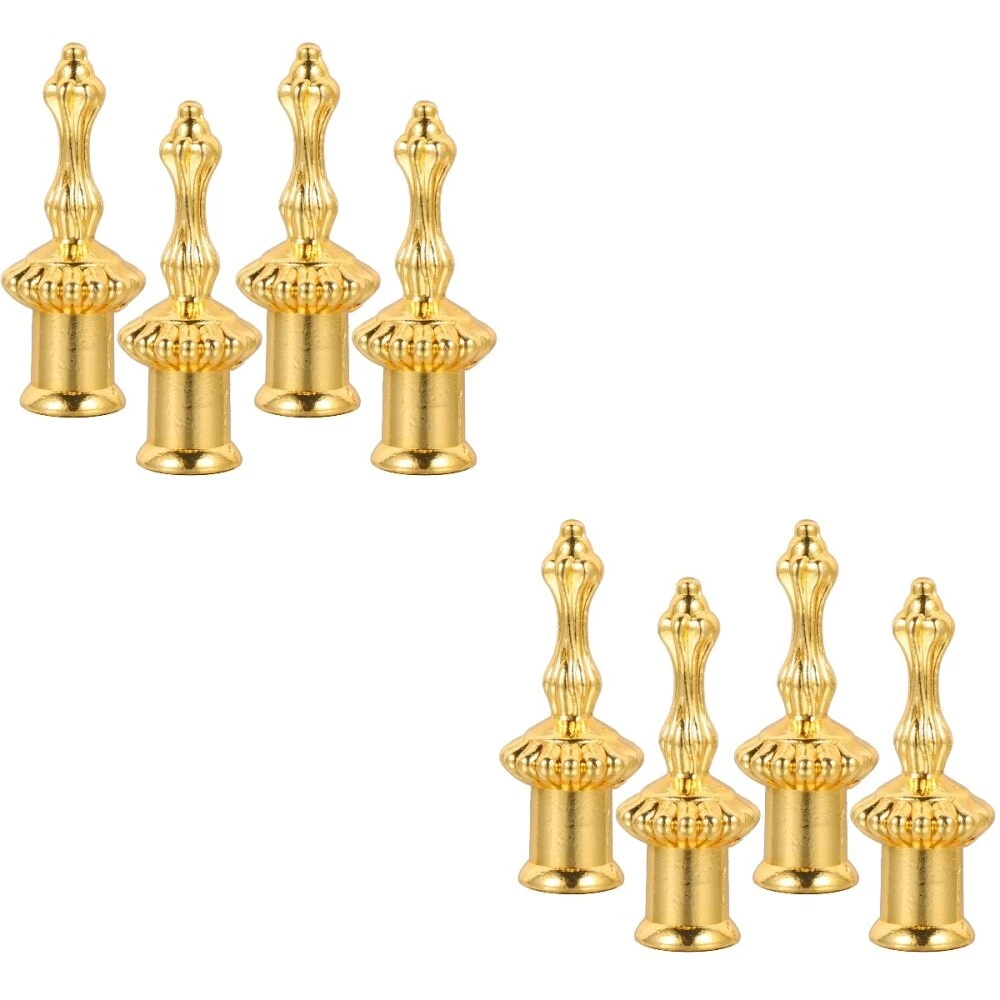 Lamp outlet shade toppers