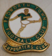 BEDWORTH TOWN now UNITED pre 1968 SUPPORTERS CLUB badge Button hole 24mm x 28mm