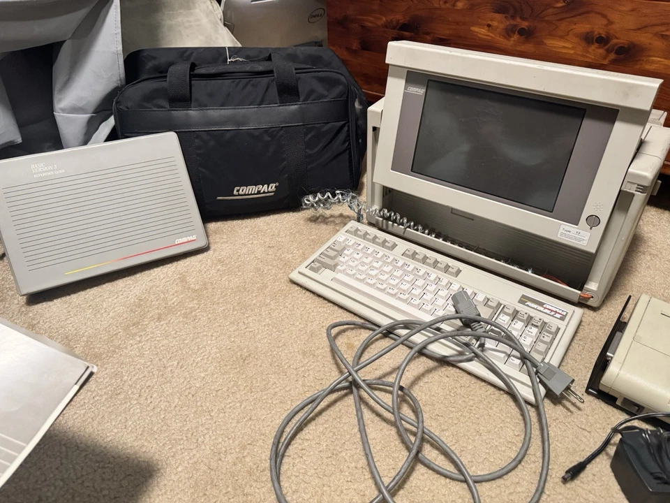 Compaq Portable III, impresora incluida, 3 teclados. ¡FUNCIONA! Disquetes incluidos Foto 4 de 4