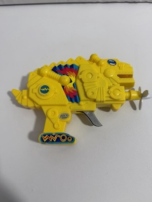 Vintage Wing Sang Toys Dragon Yellow Dinosaur Ray Gun Spark Fan 1987
