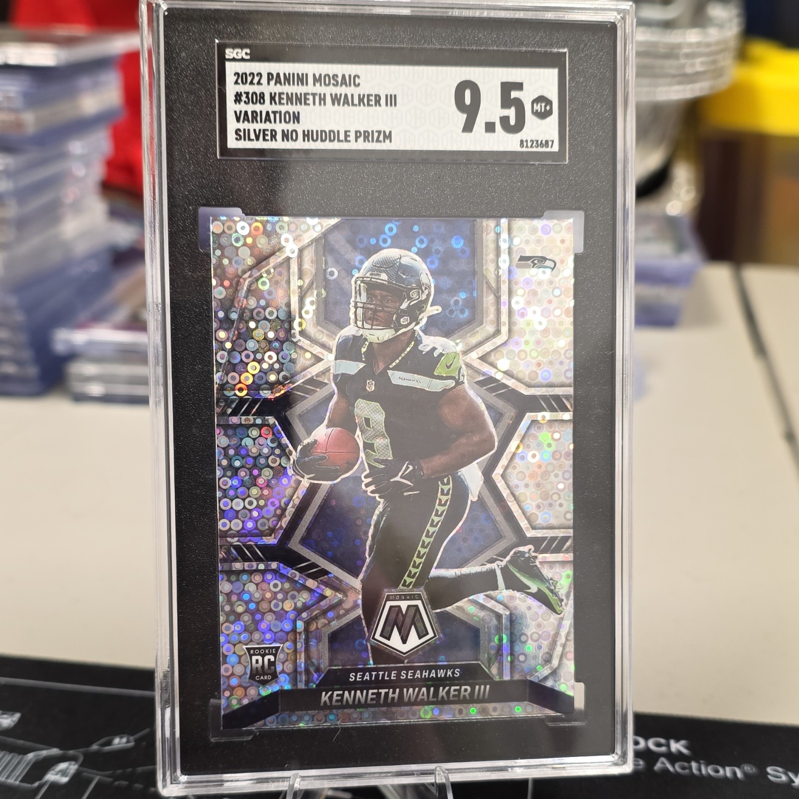 2022 Panini Mosaic Rookie Kenneth Walker III#308 No Huddle Prizm Variations (RC)