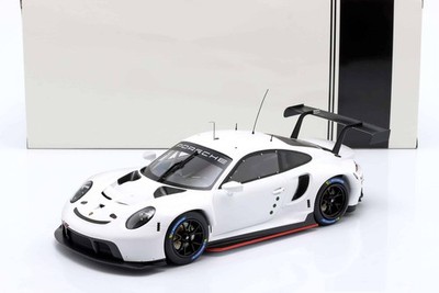 ク*ロ様 SOIDOPorsche Carrera 1/18 ホワイトミニカー Ixo - 1:18 Porsche 911 RSR Plain Body Edition White - Diecast