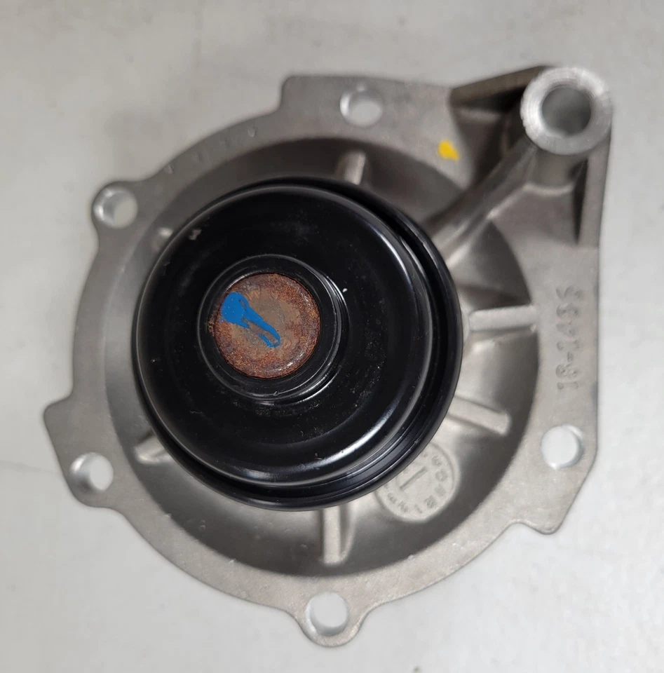 Bomba de agua del motor Airtex AW4106 para 96-99 Ford Taurus OEM 18-1486 Foto 2 de 4