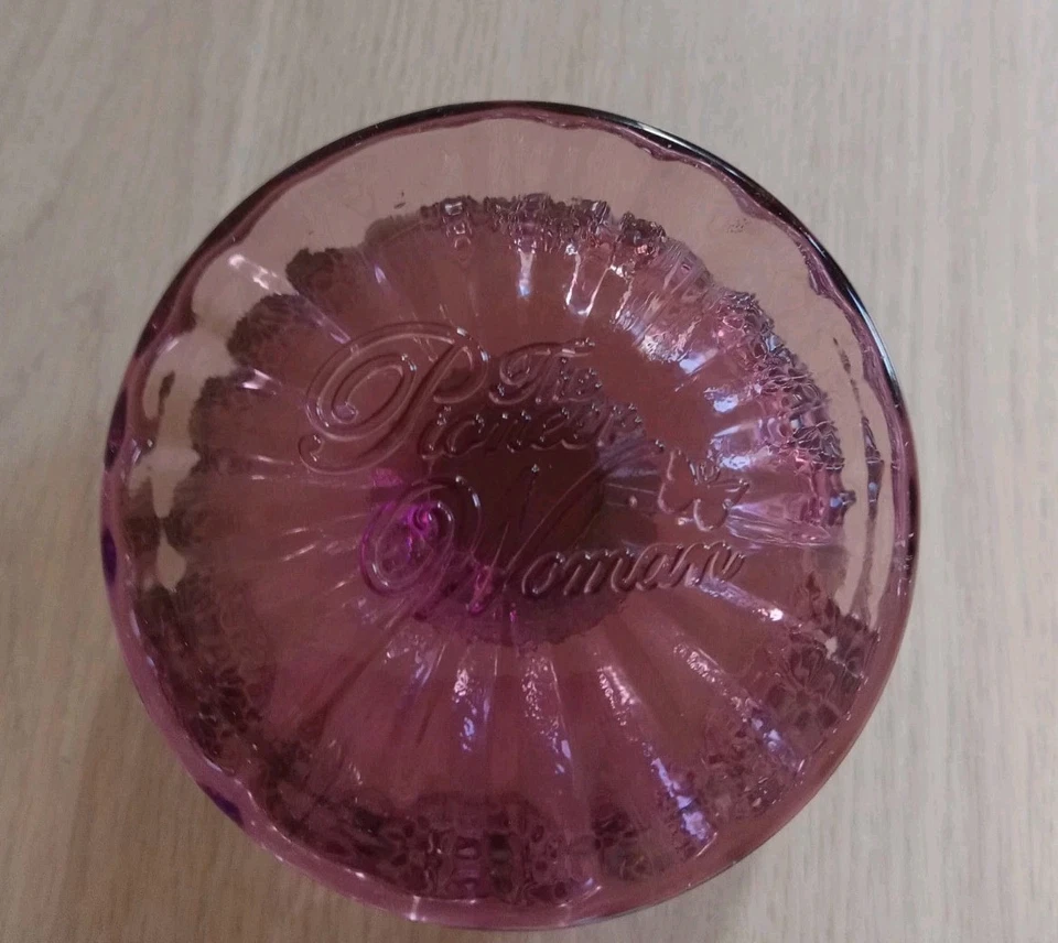 Pioneer Woman Adeline сливовый десерт на ножках чашка с мороженым кубок фиолетовое мороженое - Изображение 3 из 4