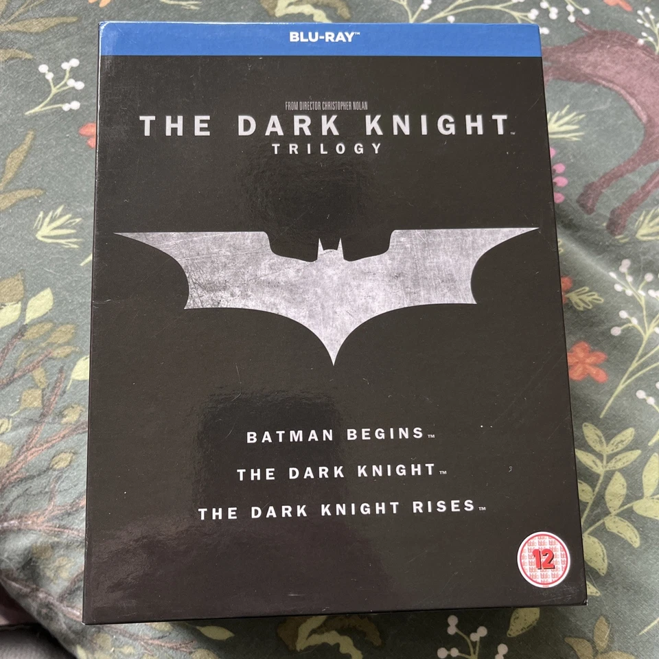 The Dark Knight Trilogy Blu-Ray (2012) Christian Bale, Nolan (DIR) cert 12 - Image 2 of 3