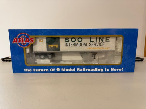 Remolque ATLAS O Scale - Soo Line #500001 45' Pines con unidad de refrigeración 8978-1 | Condition: New