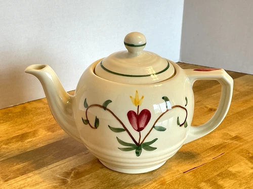 Vintage Shawnee Pottery USA Hand Painted Teapot - Pretty Retro Floral Pattern