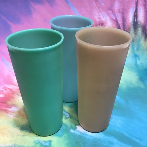 3 Vintage Tupperware Tumblers Pastels 107 Blue Green Peach 16 Ounce Textured - Bild 4 von 7