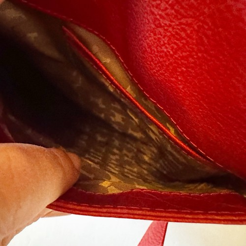 Radley London Women’s Medium Size Red Leather Zip Top Crossbody Dog Charm EUC - Picture 12 of 12