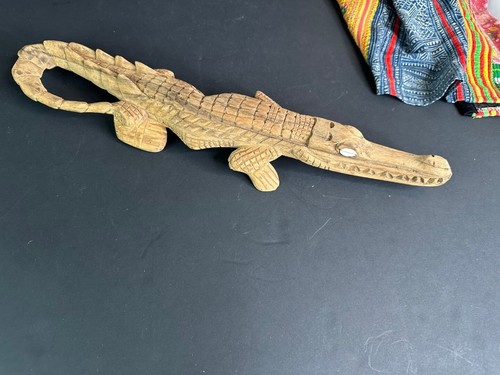 Old Papua New Guinea Carved Sepik River Wooden Crocodile - Bild 6 von 8