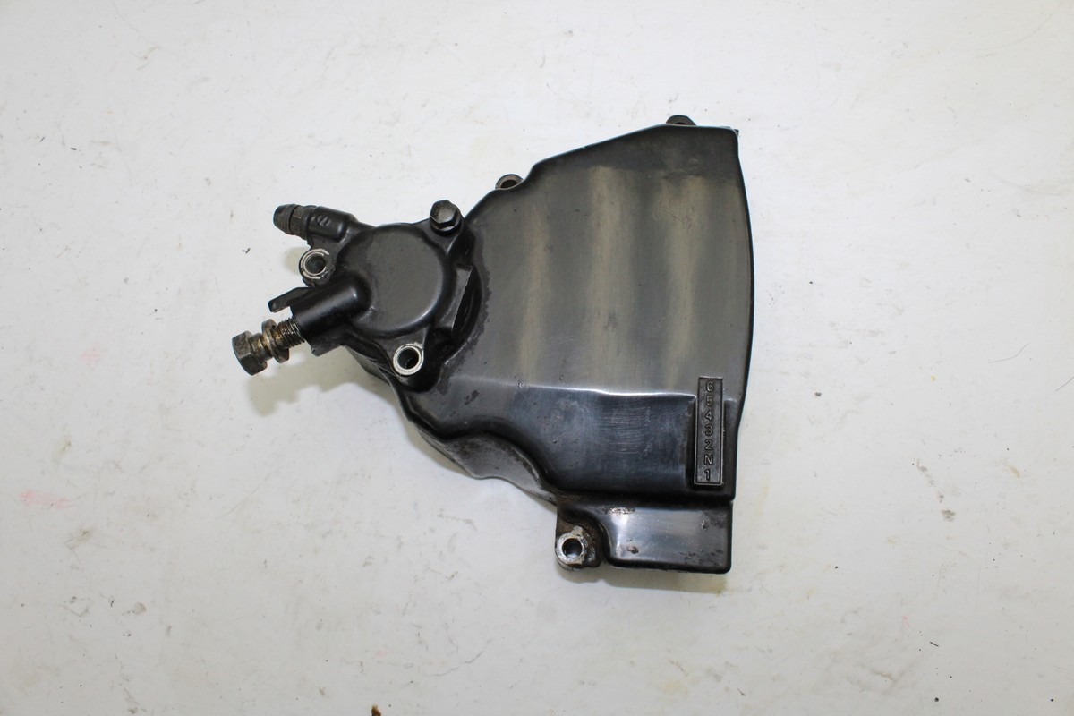 1985 KAWASAKI ZX750 GPZ (#422) ENGINE MOTOR CAP COVER SPROCKET
