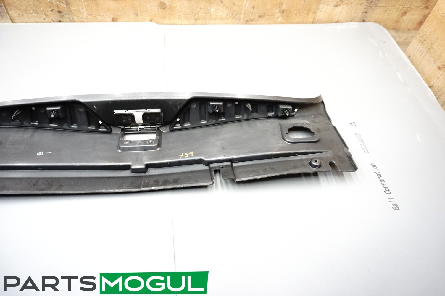 14-17 Maserati Quattroporte Rear Trunk Lock Latch Trim Cover Panel Assembly OEM