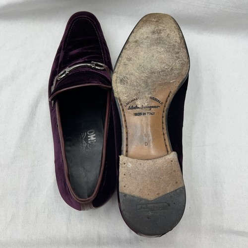 MOCASINES SALVATORE FERRAGAMO REMOLACHA MORADO TERCIOPELO CUERO RIBETE CABALLO BROCA PARA HOMBRE 9 D - Imagen 12 de 13
