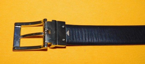 CINTURÓN REVERSIBLE COLE HAAN NEGRO/MARRÓN CLARO CUERO GENUINO TALLA 32/80cm.. - Imagen 3 de 5