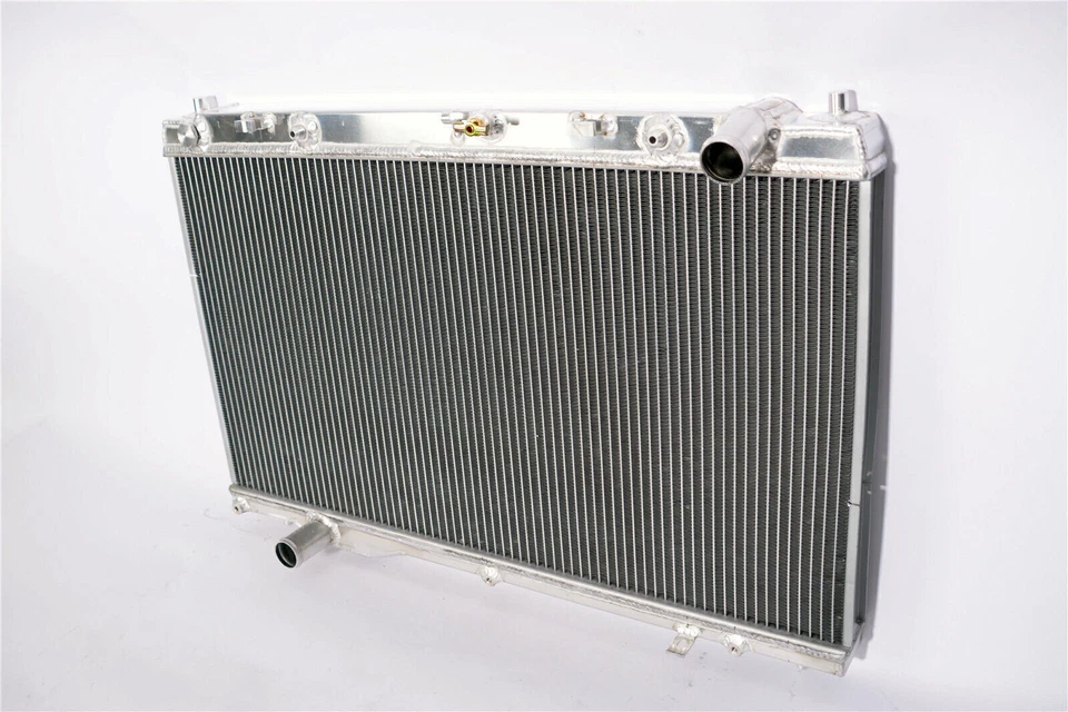 Radiador 3 filas DPI2434 apto 2002-2008 2003 2004 2005 Toyota Solara/Camry 3,0 L/3,3 L Foto 4 de 4