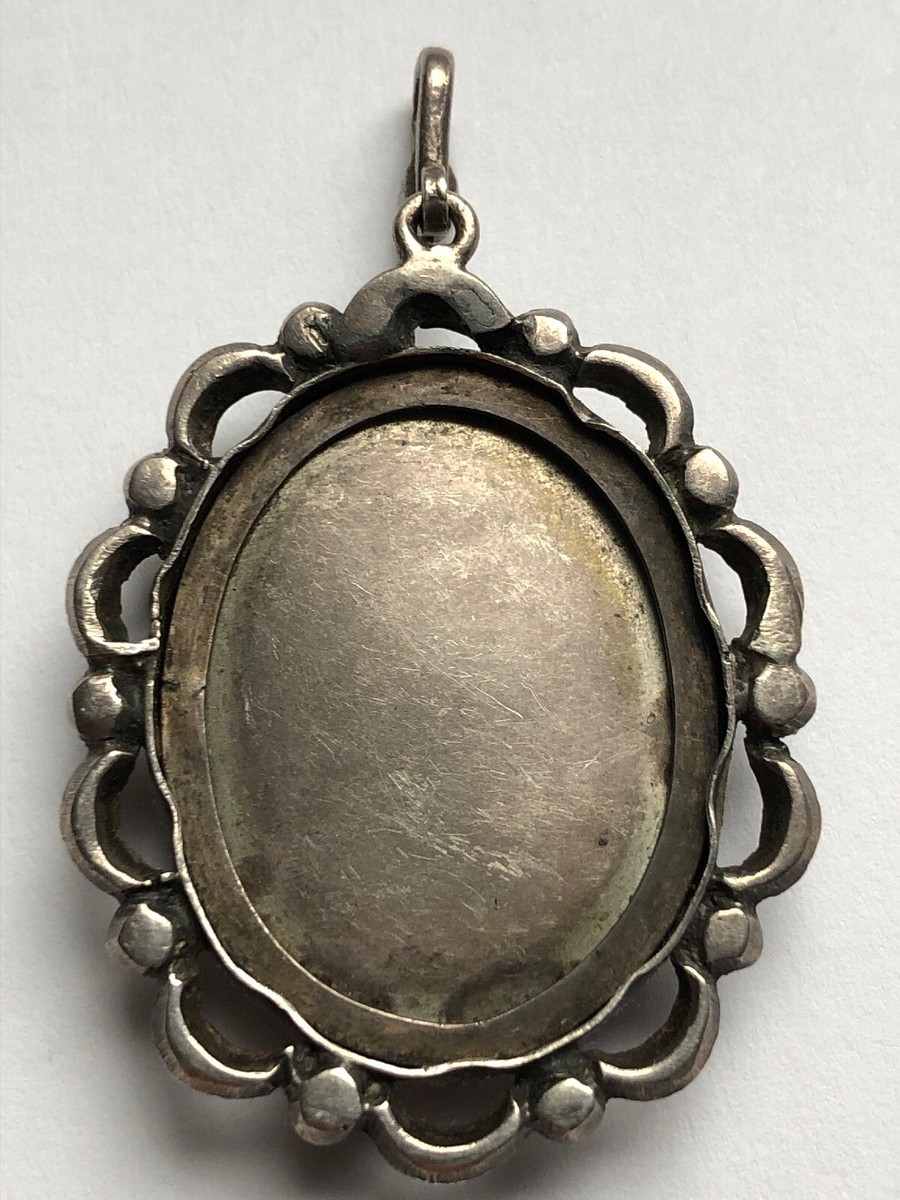 Pendentif Ancien En Or Et Argent Orné D'une Miniature Sur Porcelaine Xixe Siecle