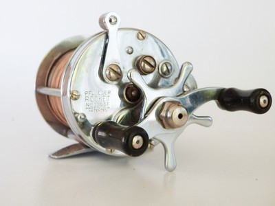 VINTAGE PFLUEGER ROCKET 1365 F FISHING REEL MADE IN USA Level Wind 