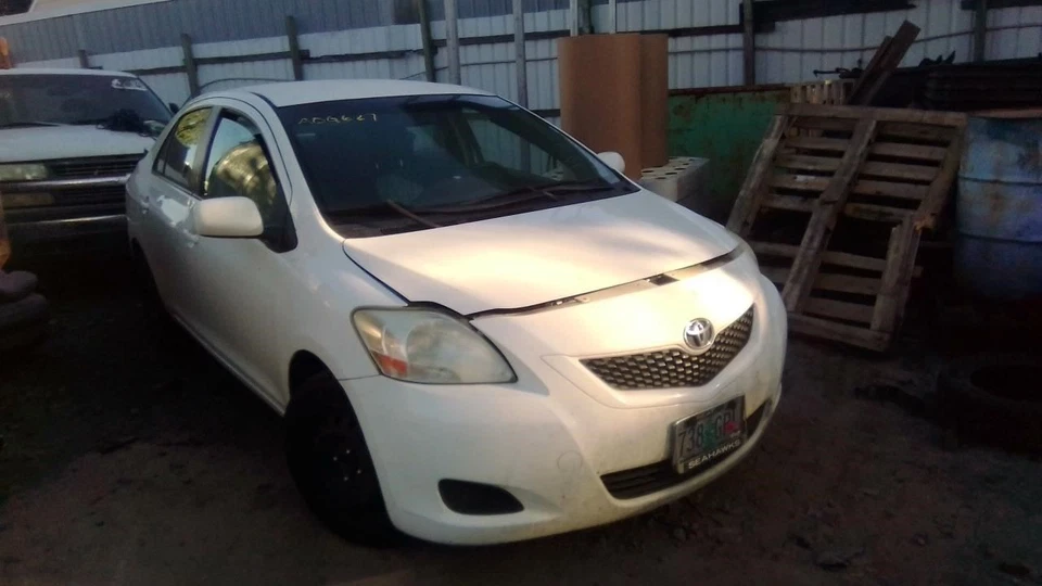 Módulo de control electrónico ECM del motor automático compatible con 11-12 YARIS 30430151 Foto 3 de 4