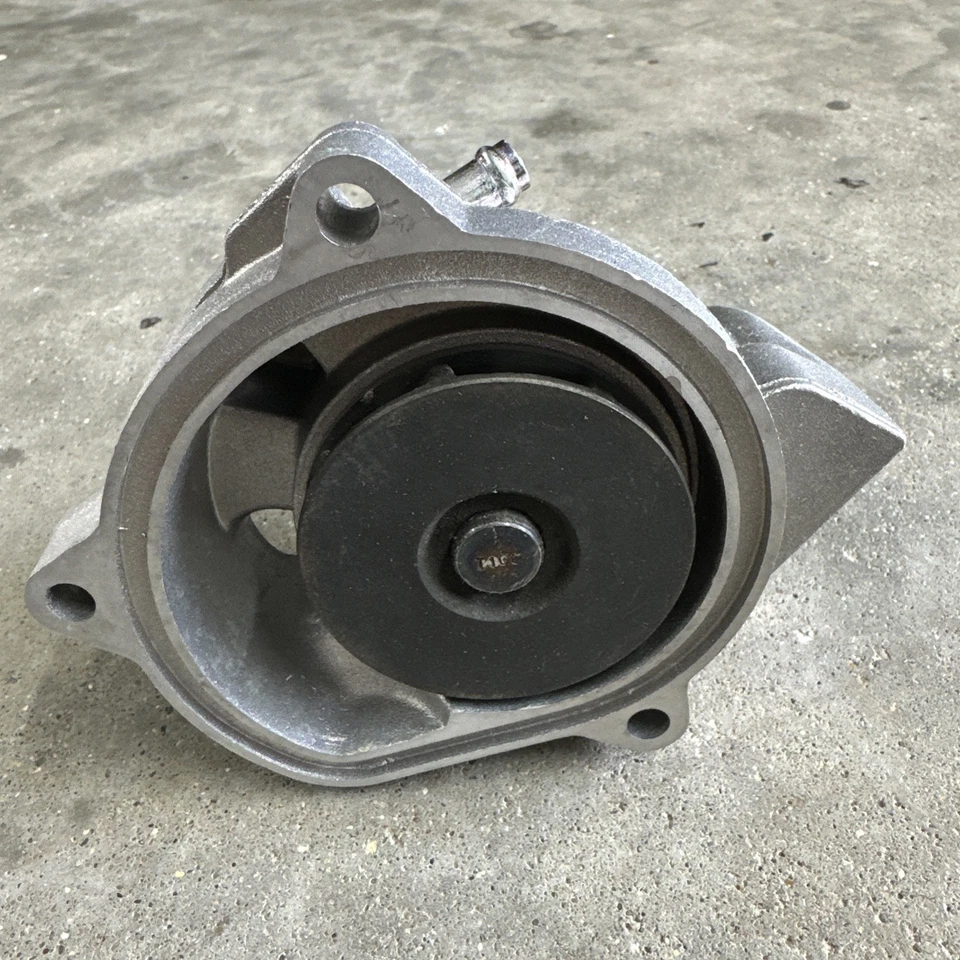 Bomba de agua HEPU P532 para VW Foto 4 de 4