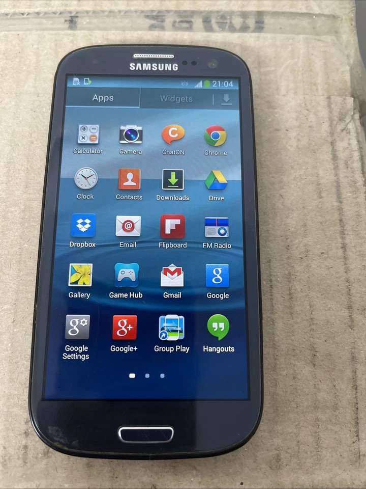Samsung Galaxy S III · 16GB, photo 1 of 2