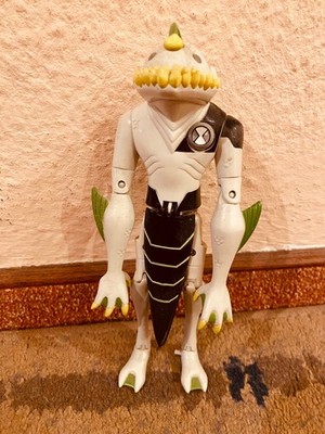 Ben 10 Figur Kampfkiefer Ripjaws, ca. 20 cm