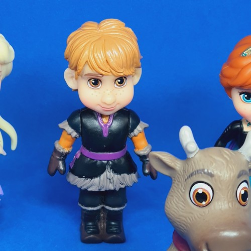Elsa Sven Anna Kristoff Olaf Disney Frozen 2 Mini Figures Cake Toppers 8cm - Picture 6 of 20