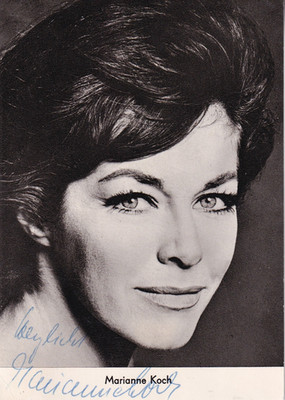 Autograph - Marianne Koch