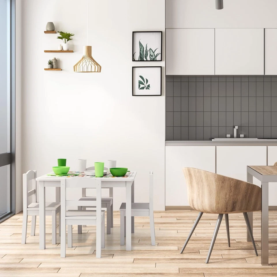 Juego de mesa y 4 sillas Humble Crew blancas para niños de madera maciza resistente a las manchas nuevo  Foto 3 de 4