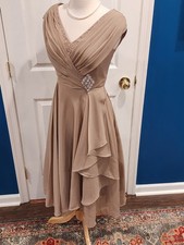 Tea Length Sleeveless Chiffon Mother Of The Bride Dress Size 4